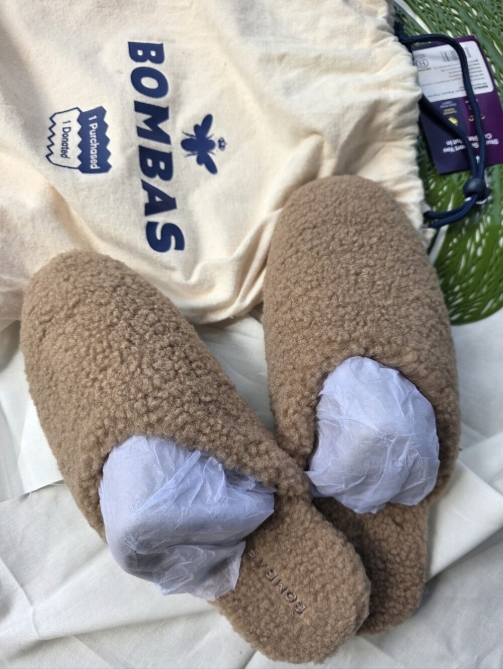 BOMBAS Women Sunday Mule Slipper - Picture 2 of 7